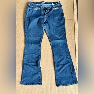 Denizen from Levi's Blue Flare & Wide Leg Jeans size 16